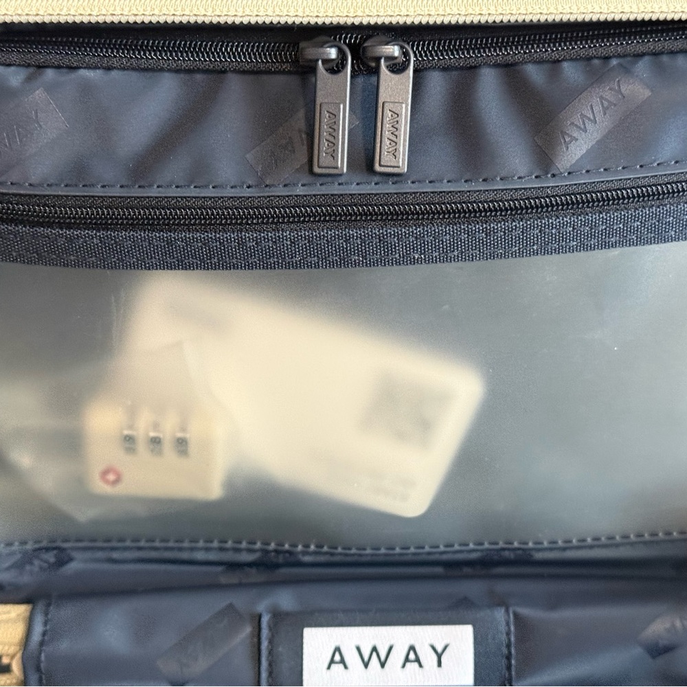 AWAY The Train Case in Salt White (Gloss)-NWT-No box, dust cover only. - Picture 10 of 12